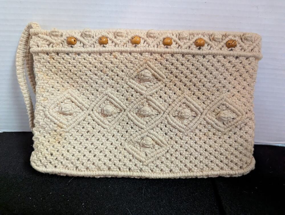 Vintage Boho Macrame Handbag Wooden Bead Accent Hippy Core Retro Purse